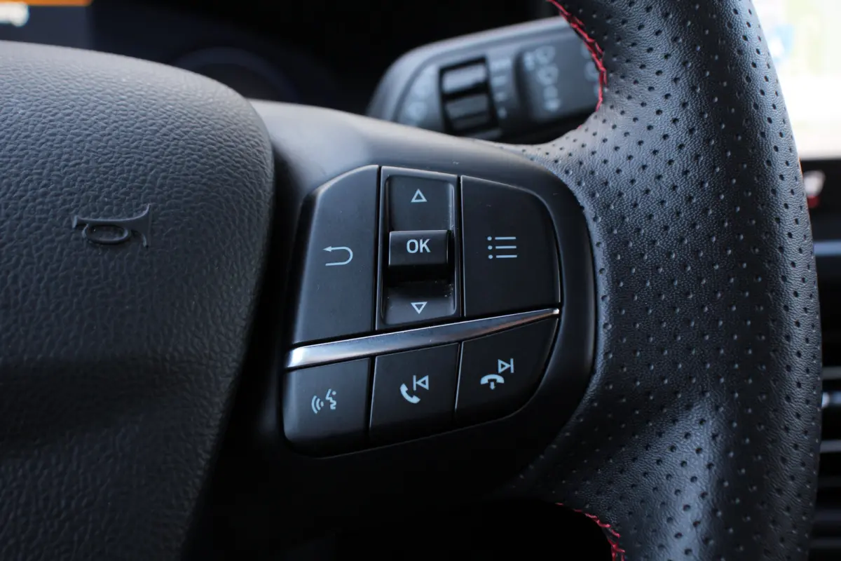 1.0EB Hybrid ST Line X | NL-AUTO! | DEALER OH! | PANORAMADAK | DODE HOEK | ADAPTIVE CRUISE | CAMERA | LED | PRACHTIGE STAAT!