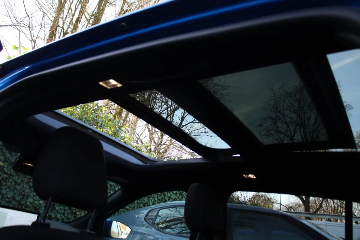 1.0EB Hybrid ST Line X | NL-AUTO! | DEALER OH! | PANORAMADAK | DODE HOEK | ADAPTIVE CRUISE | CAMERA | LED | PRACHTIGE STAAT!