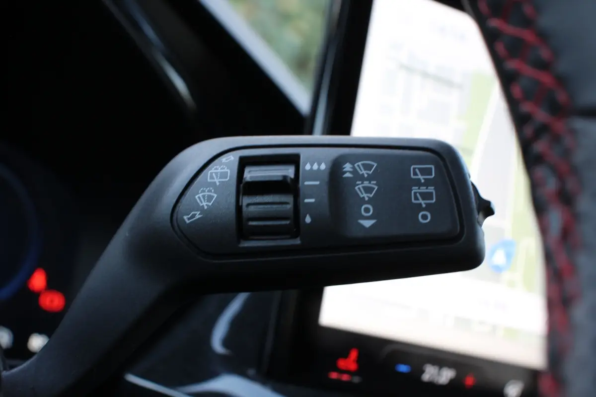 1.0EB Hybrid ST Line X | NL-AUTO! | DEALER OH! | PANORAMADAK | DODE HOEK | ADAPTIVE CRUISE | CAMERA | LED | PRACHTIGE STAAT!