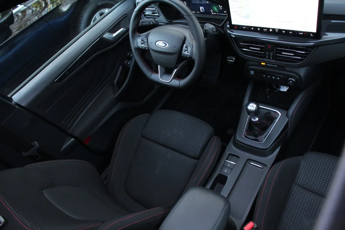 1.0EB Hybrid ST Line X | NL-AUTO! | DEALER OH! | PANORAMADAK | DODE HOEK | ADAPTIVE CRUISE | CAMERA | LED | PRACHTIGE STAAT!