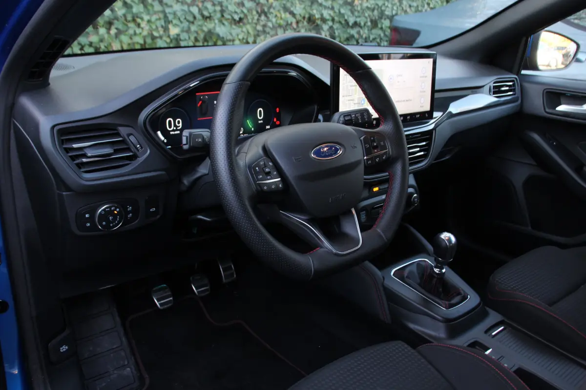 1.0EB Hybrid ST Line X | NL-AUTO! | DEALER OH! | PANORAMADAK | DODE HOEK | ADAPTIVE CRUISE | CAMERA | LED | PRACHTIGE STAAT!