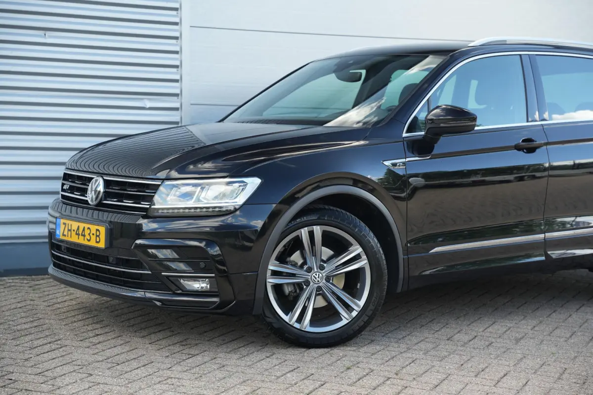 1.5 TSI ACT Highline Business R R-Line Adaptive Cruise Lane Assist Carplay PDC Virtual Dash