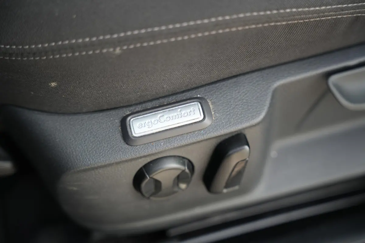 1.6 TDI Connected Series Navi Camera Cruise Clima Stoelverw.