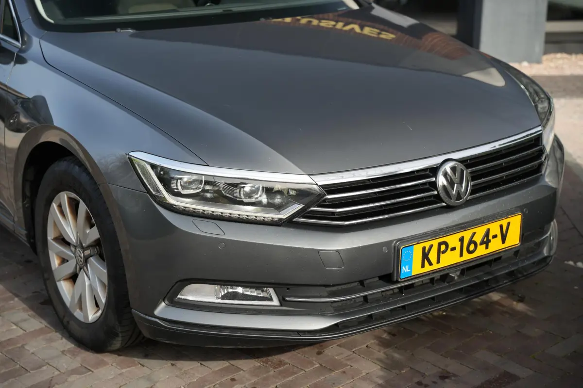 1.6 TDI Connected Series Navi Camera Cruise Clima Stoelverw.