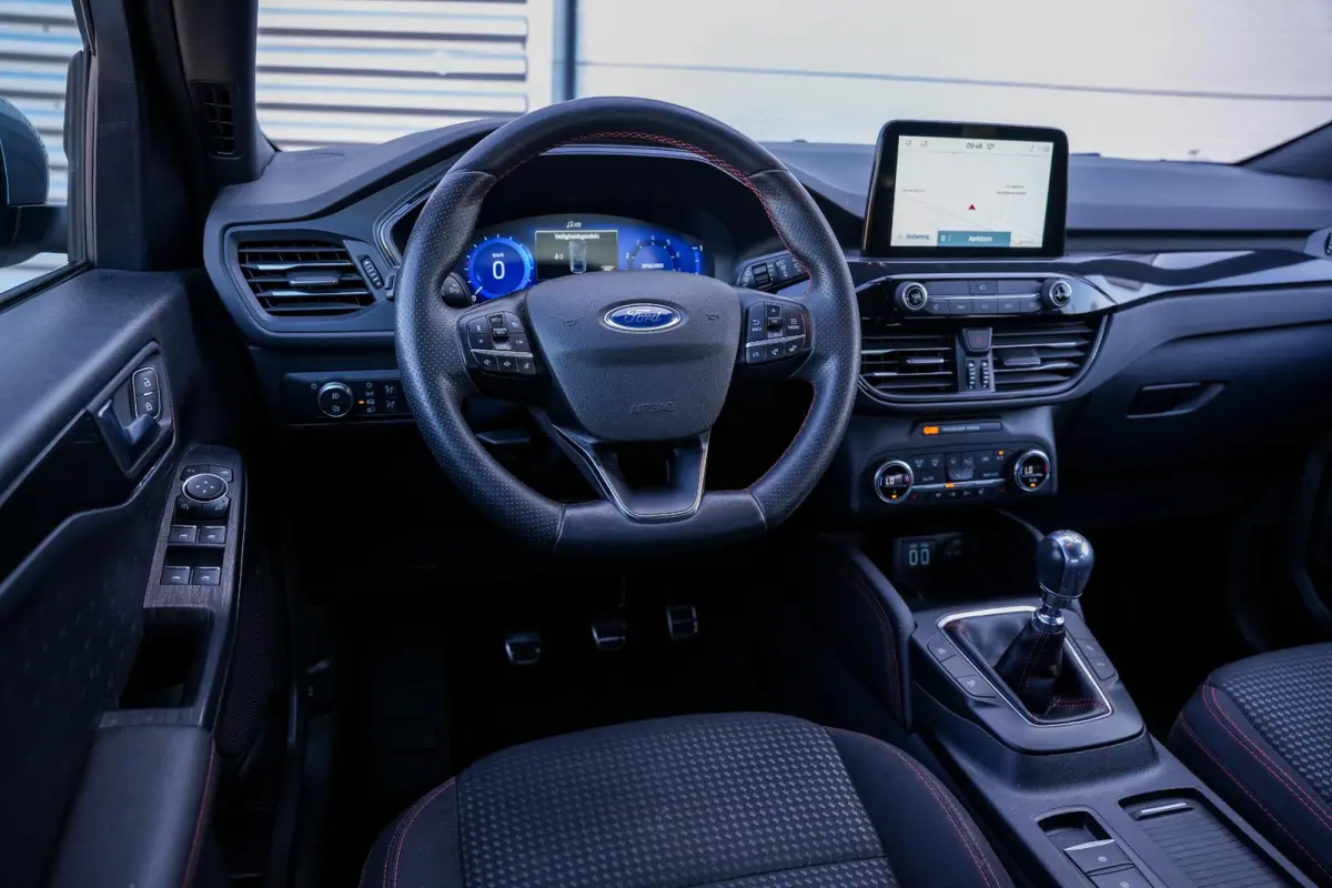 1.5 EcoBoost ST line Camera's Airco Stoelverw. Stuurwielbed. Navi