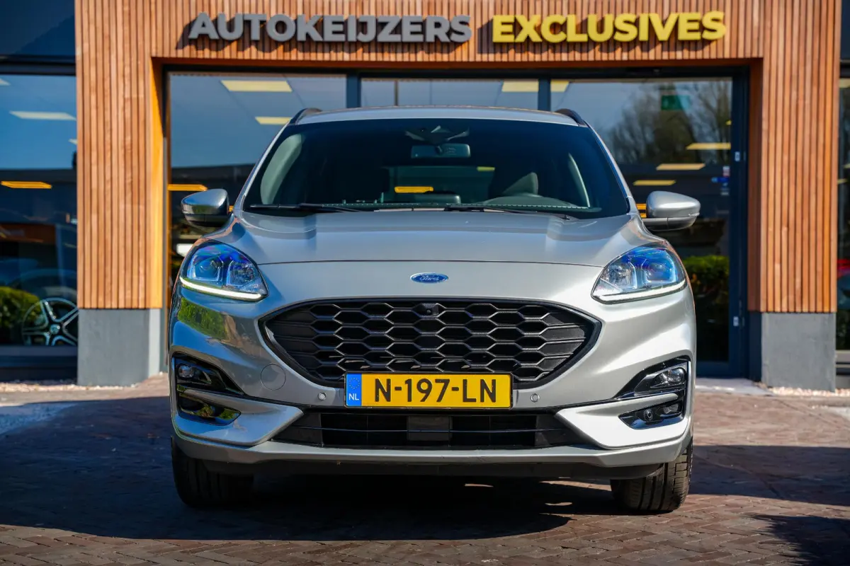 1.5 EcoBoost ST line Camera's Airco Stoelverw. Stuurwielbed. Navi