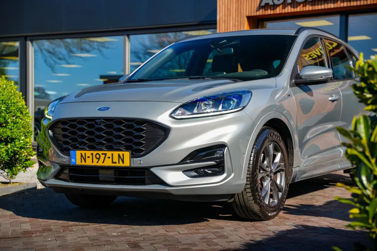 1.5 EcoBoost ST line Camera's Airco Stoelverw. Stuurwielbed. Navi