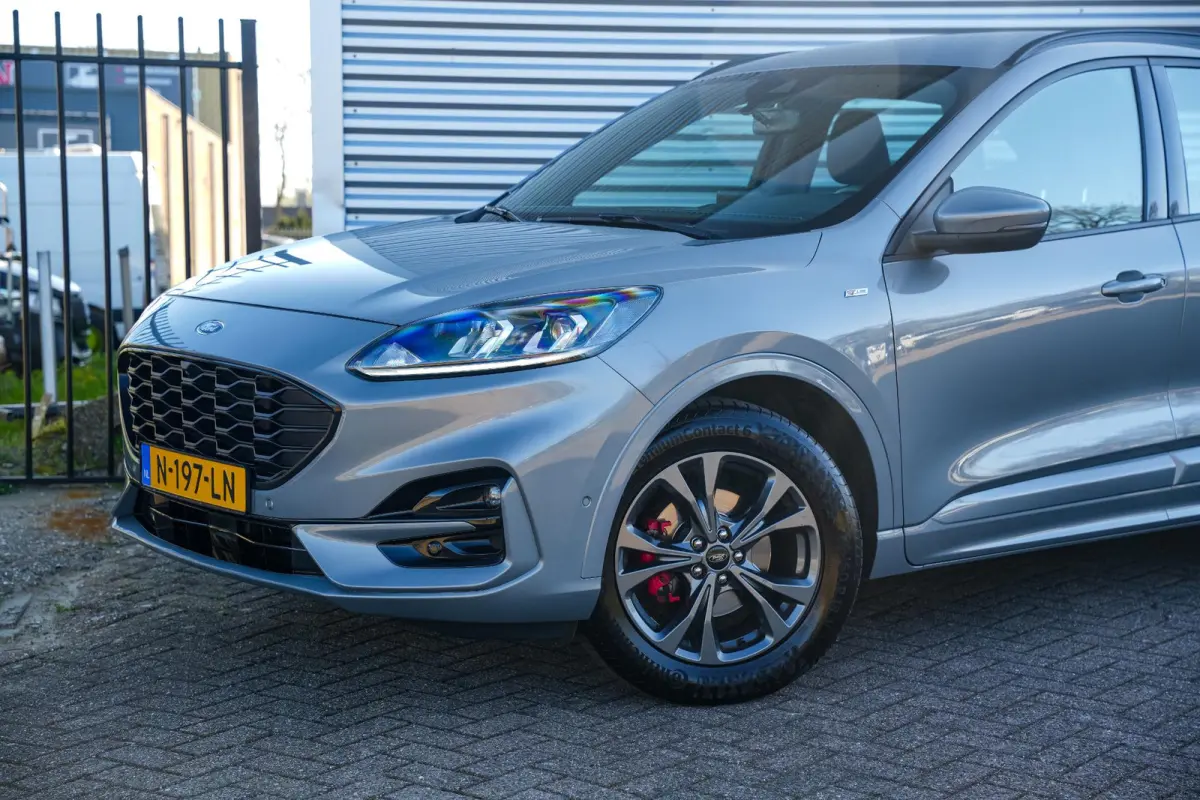 1.5 EcoBoost ST line Camera's Airco Stoelverw. Stuurwielbed. Navi