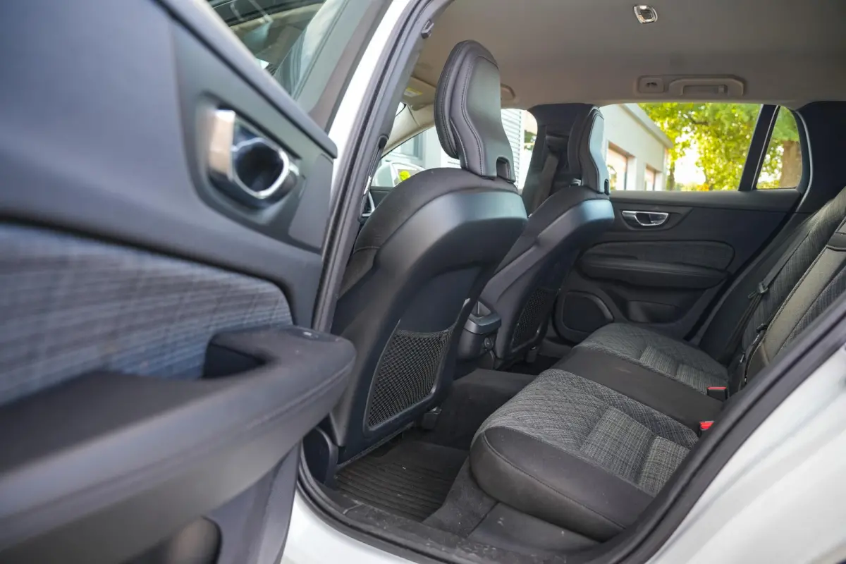 2.0 B5 AWD Pro Adaptieve Cruise Keyless Memory 18''LM
