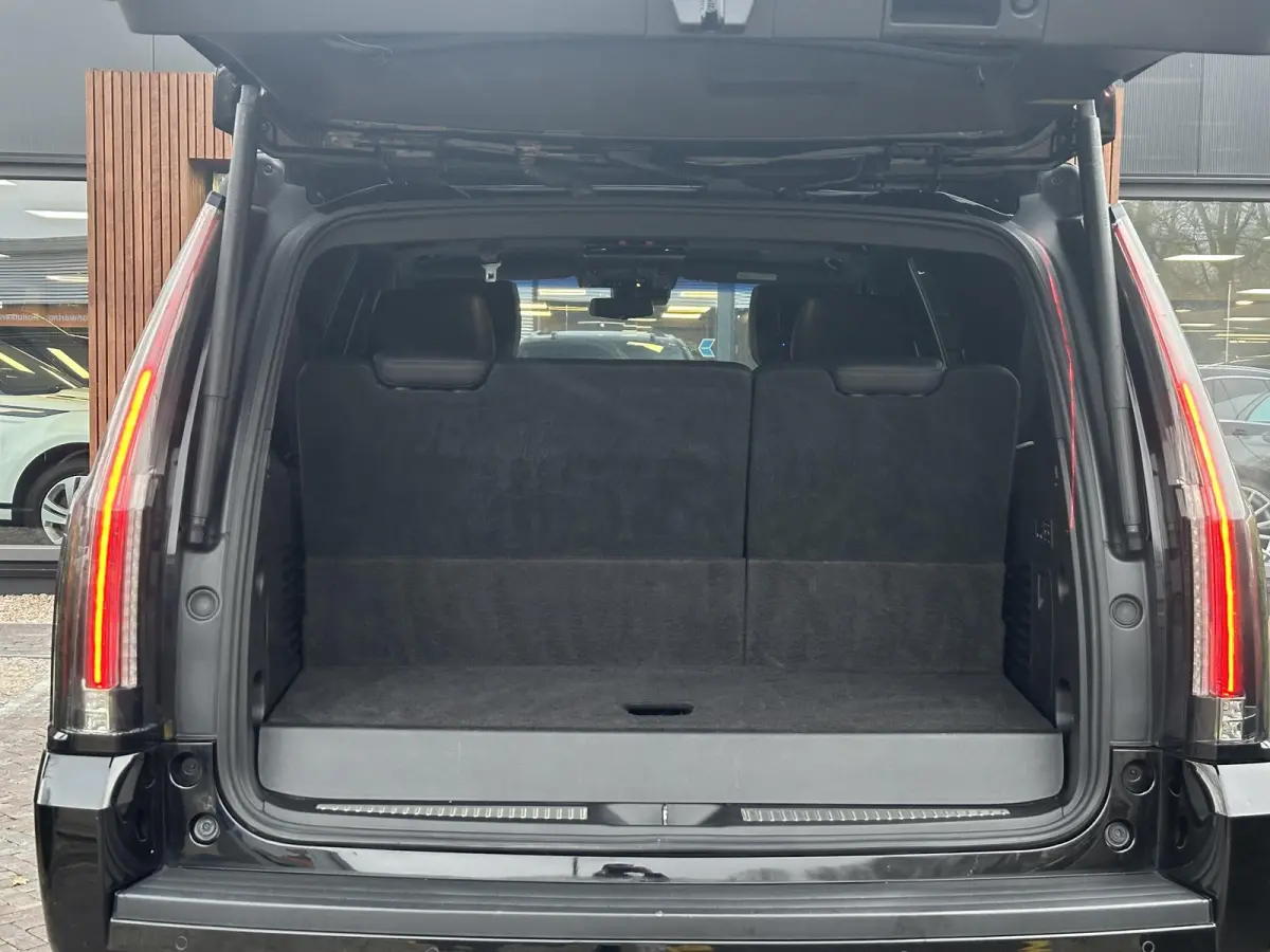 6.2 V8 Platinum Schuifdak Adapt. Cruise Massage Stoelvent. BOSE Multimedia Trekhaak 22''LM