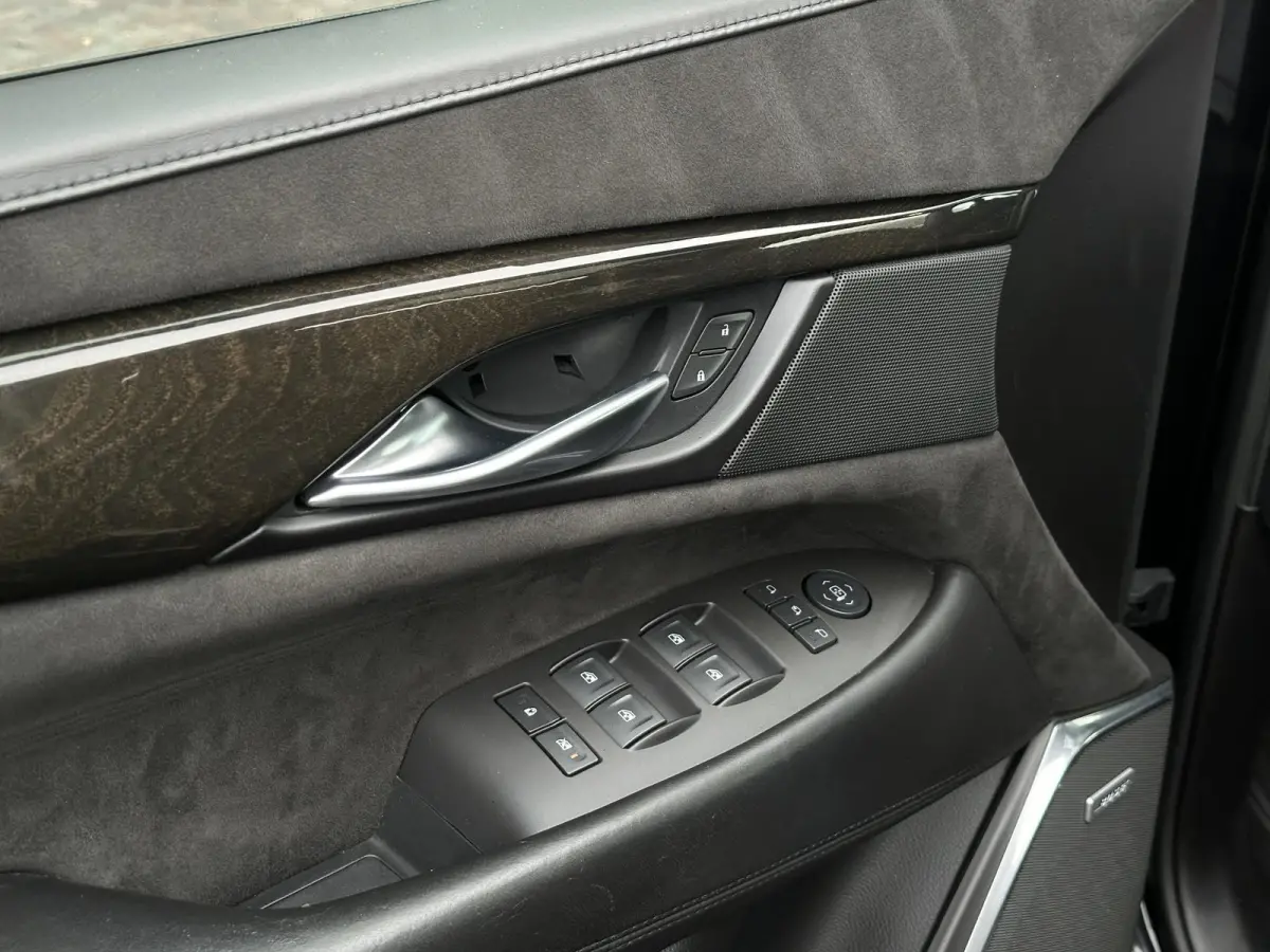 6.2 V8 Platinum Schuifdak Adapt. Cruise Massage Stoelvent. BOSE Multimedia Trekhaak 22''LM