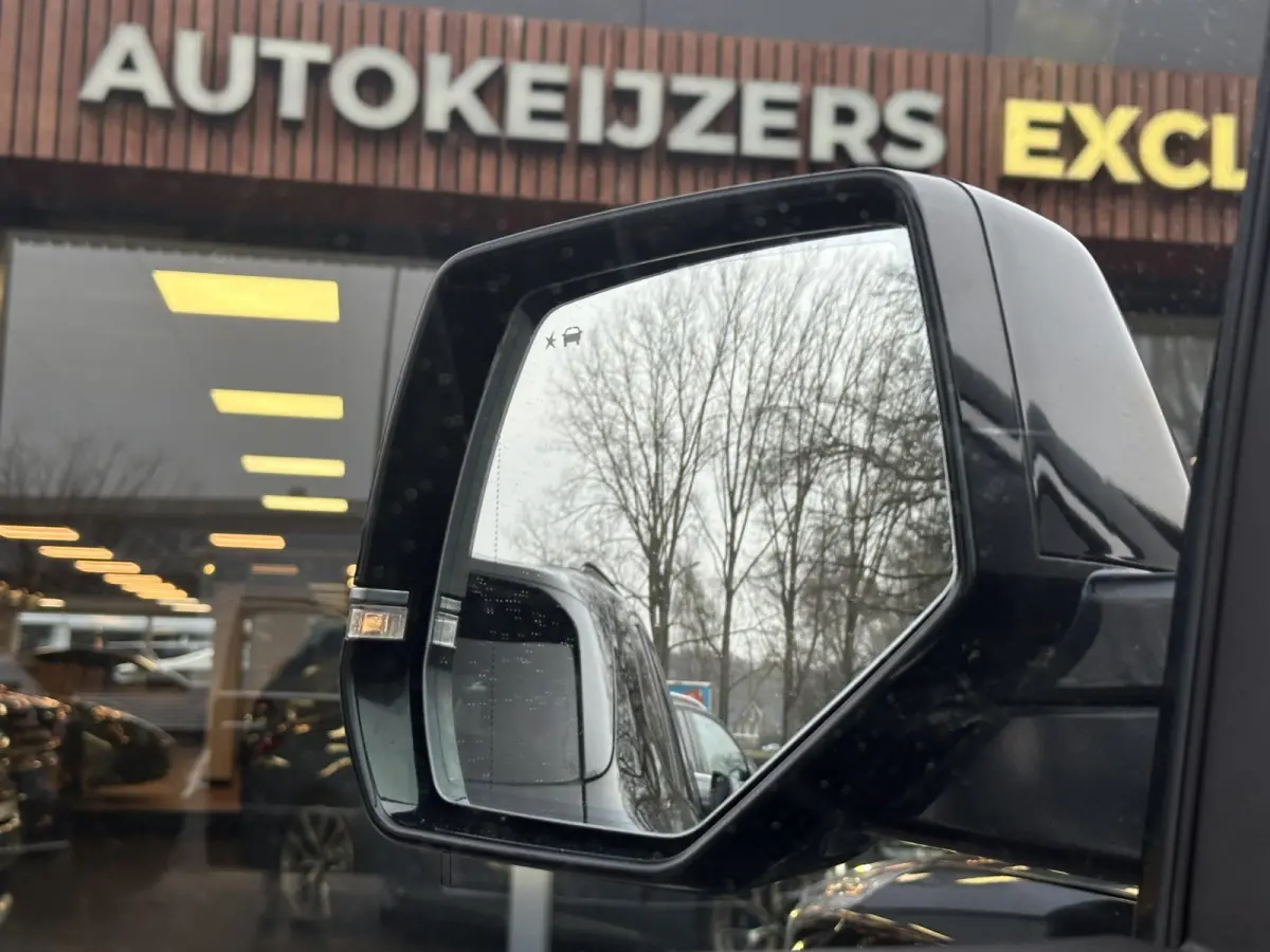6.2 V8 Platinum Schuifdak Adapt. Cruise Massage Stoelvent. BOSE Multimedia Trekhaak 22''LM