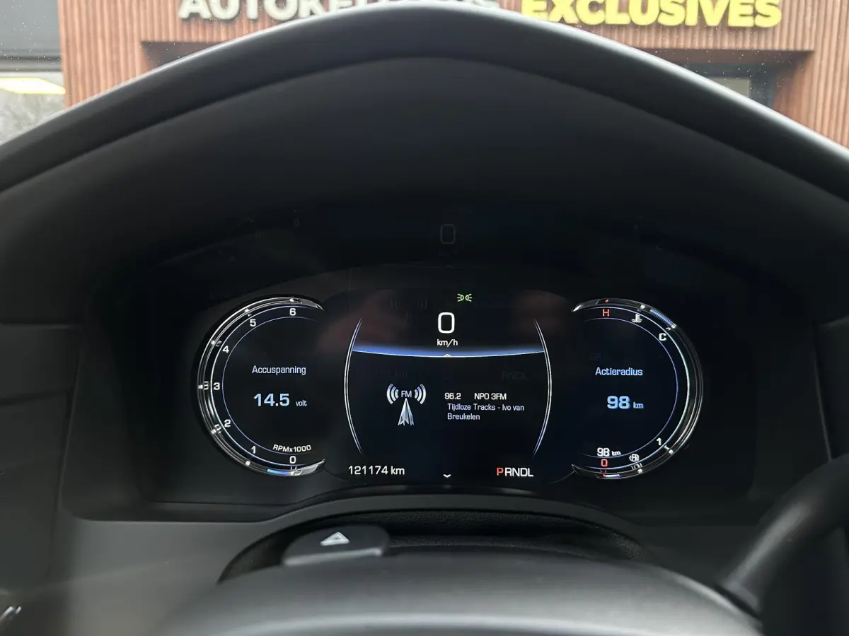 6.2 V8 Platinum Schuifdak Adapt. Cruise Massage Stoelvent. BOSE Multimedia Trekhaak 22''LM