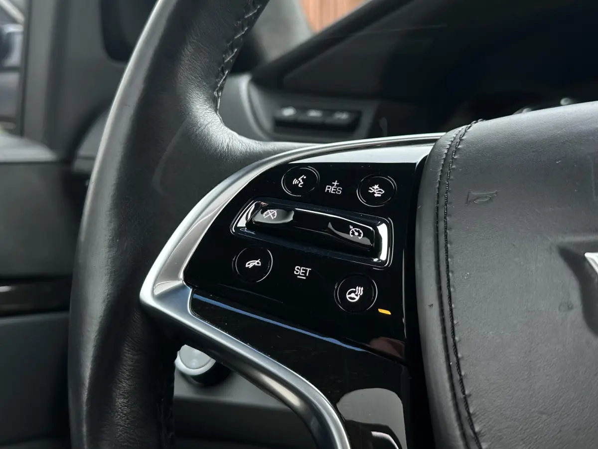 6.2 V8 Platinum Schuifdak Adapt. Cruise Massage Stoelvent. BOSE Multimedia Trekhaak 22''LM