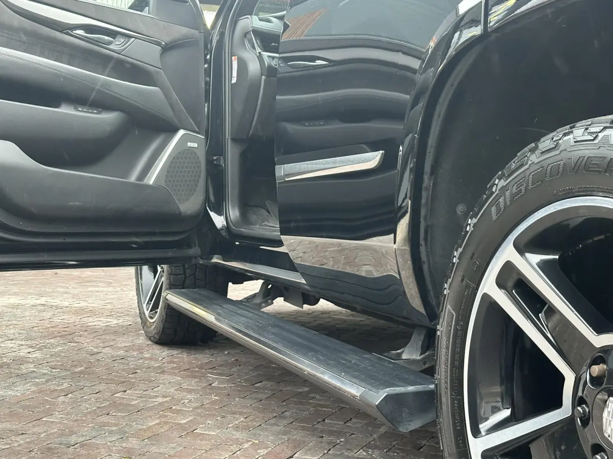 6.2 V8 Platinum Schuifdak Adapt. Cruise Massage Stoelvent. BOSE Multimedia Trekhaak 22''LM