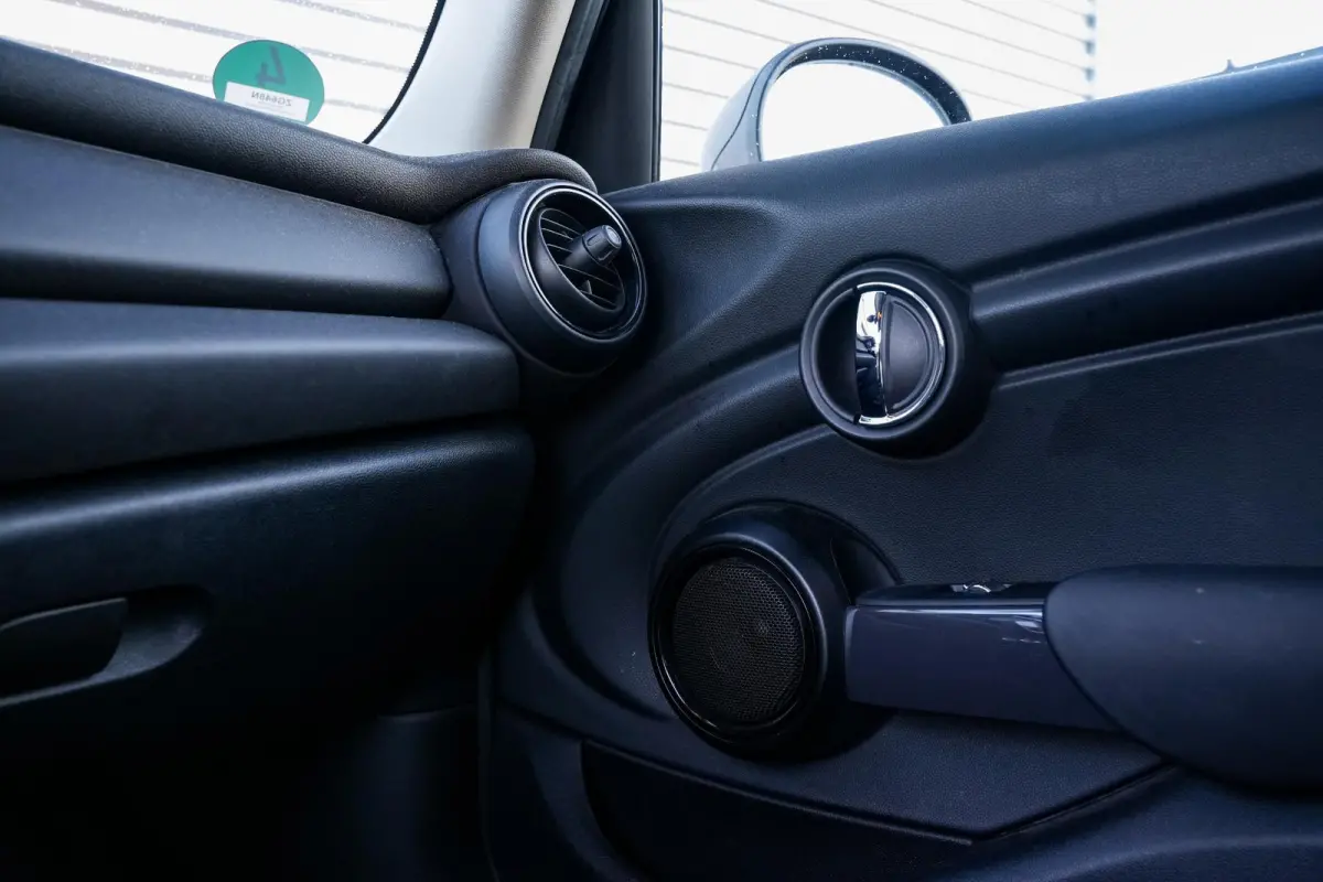 1.5 One Mini Mini 1.5 One Airco Cruise Control Navigatie 16" LMV AUTOMAAT!