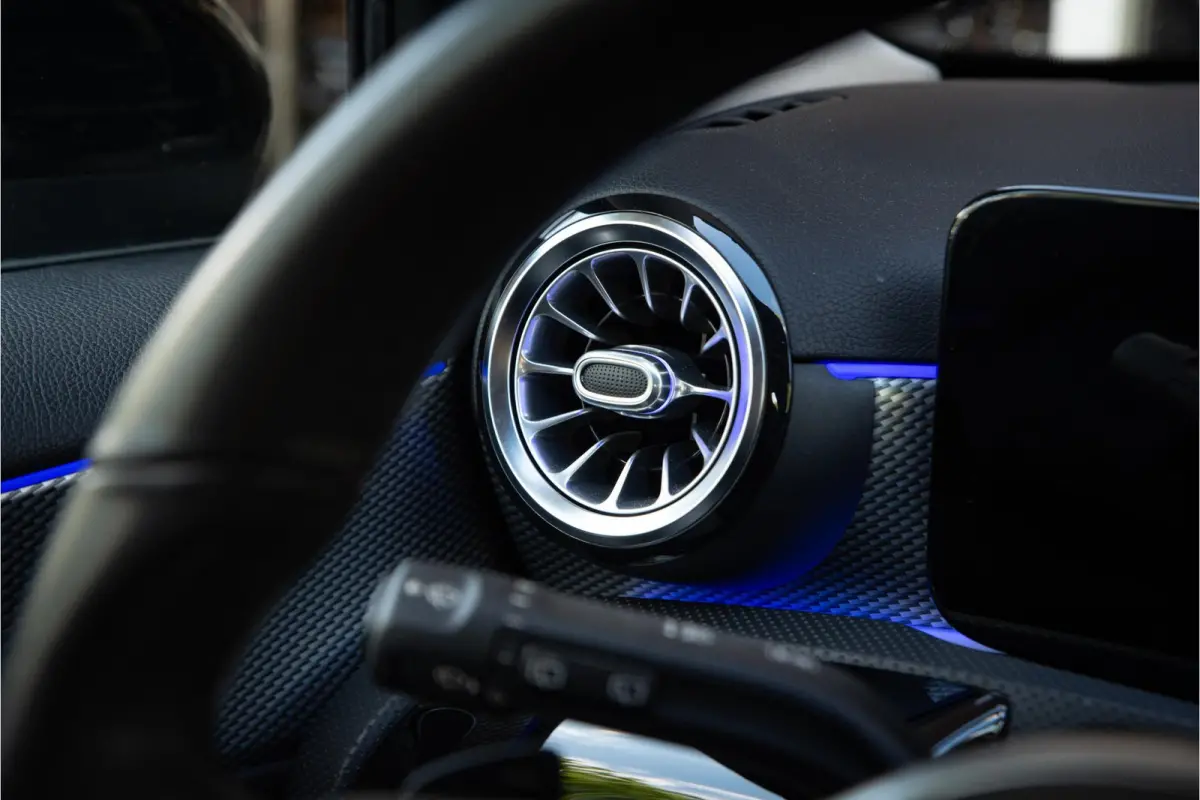 180 Business Solution AMG Ambient Cruise Navigatie Camera Sportstoelen Leer LED 19" LMV