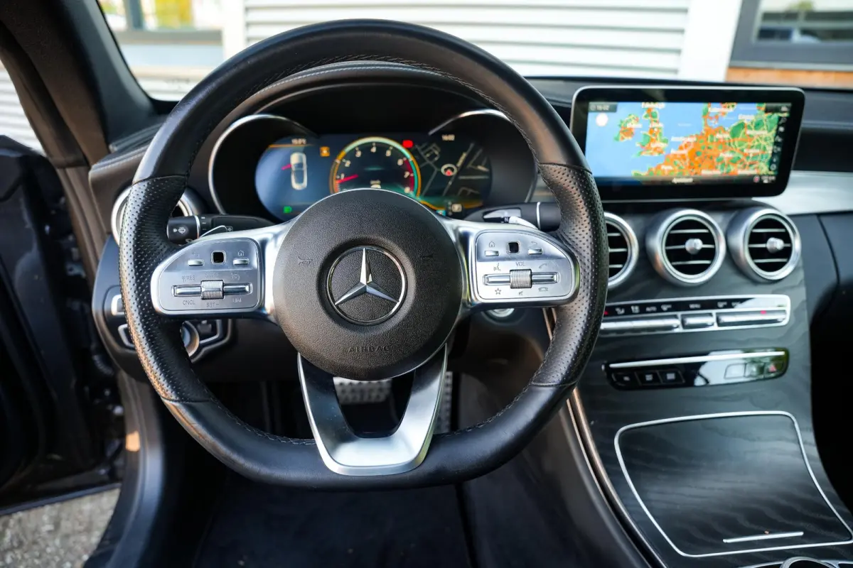200 AMG Line Airscarf Burmester Multibeam LED Stoelverw. Navigatie 18''LM