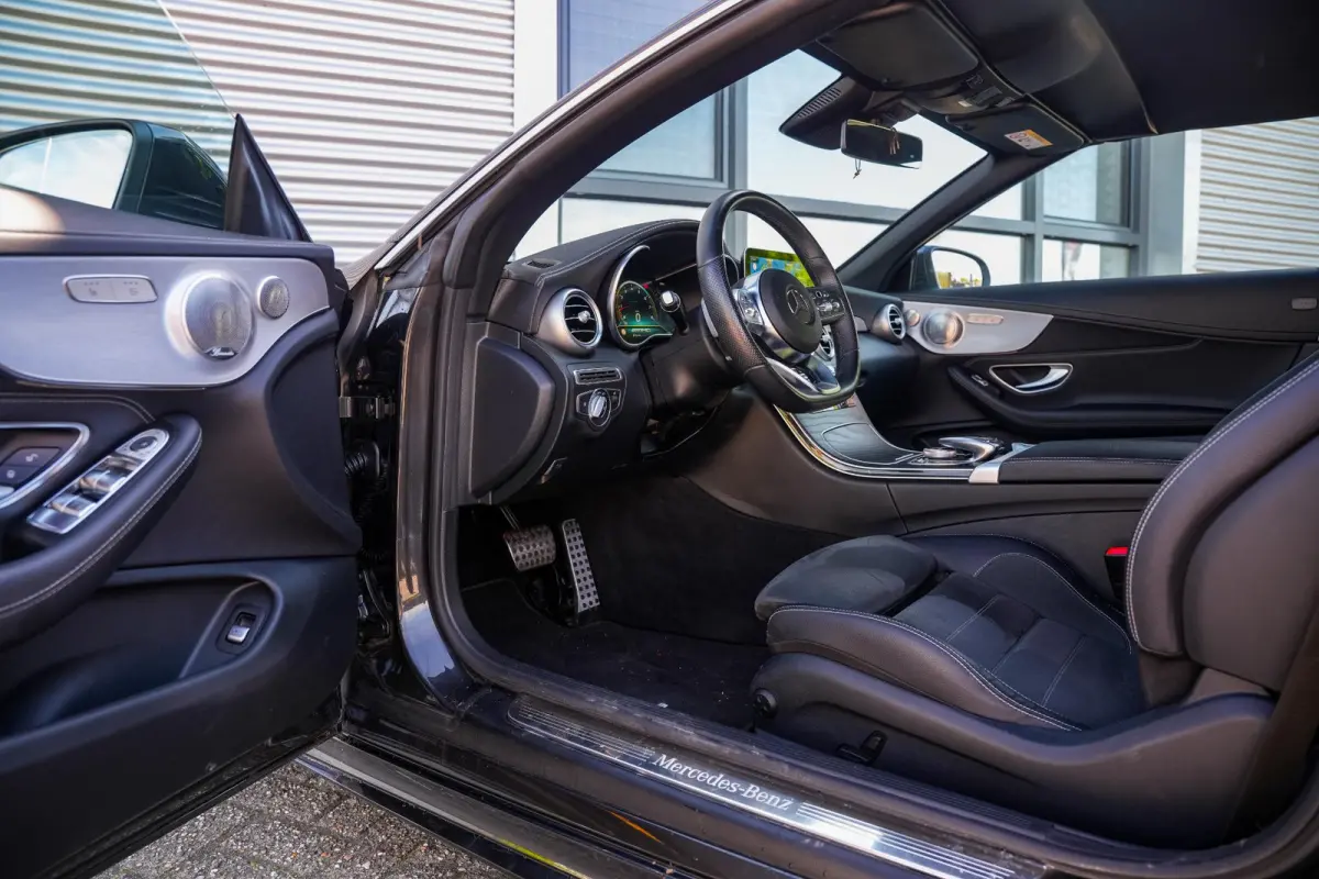 200 AMG Line Airscarf Burmester Multibeam LED Stoelverw. Navigatie 18''LM