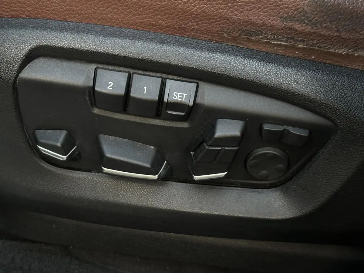 xDrive40e iPerformance High Executive Panoramadak Adaptive Cruise HeadUp Harman/Kardon Memory Leder
