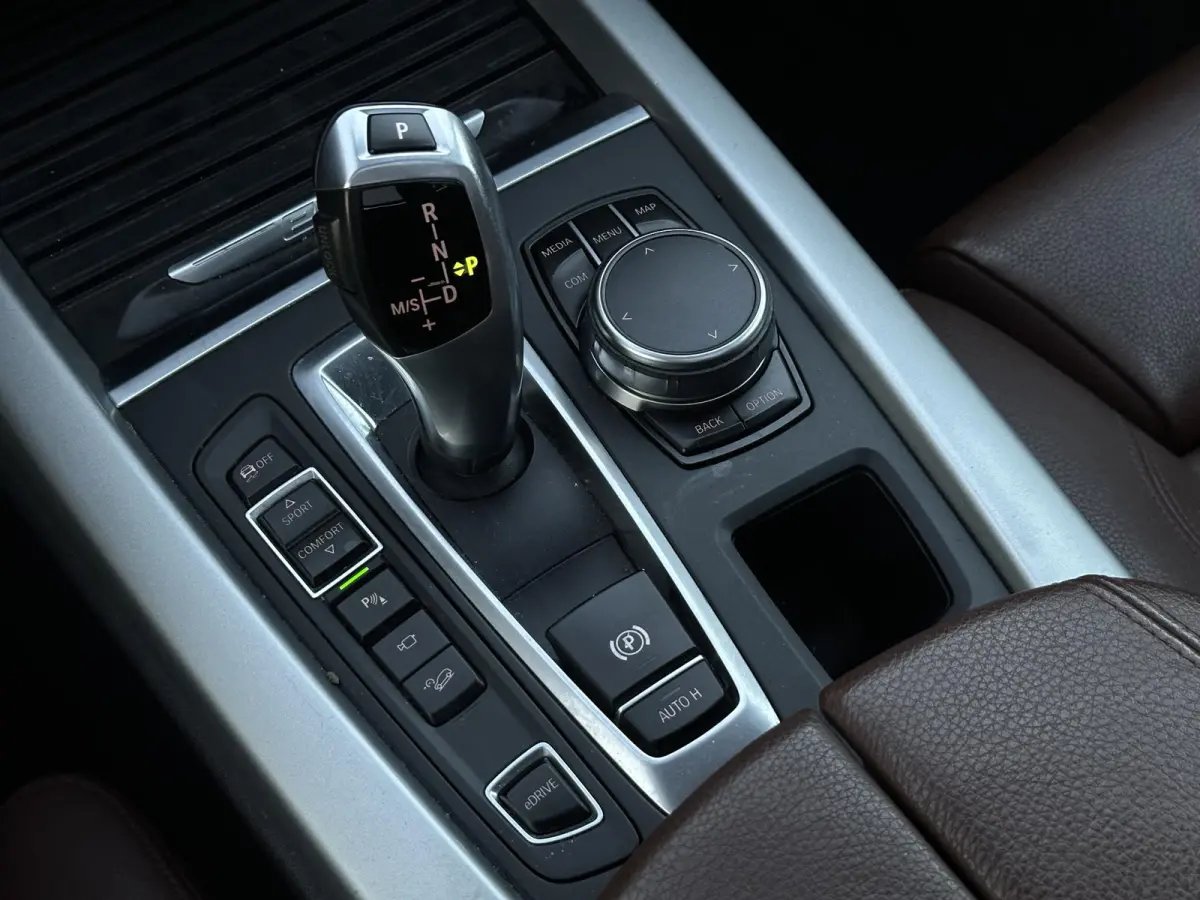 xDrive40e iPerformance High Executive Panoramadak Adaptive Cruise HeadUp Harman/Kardon Memory Leder