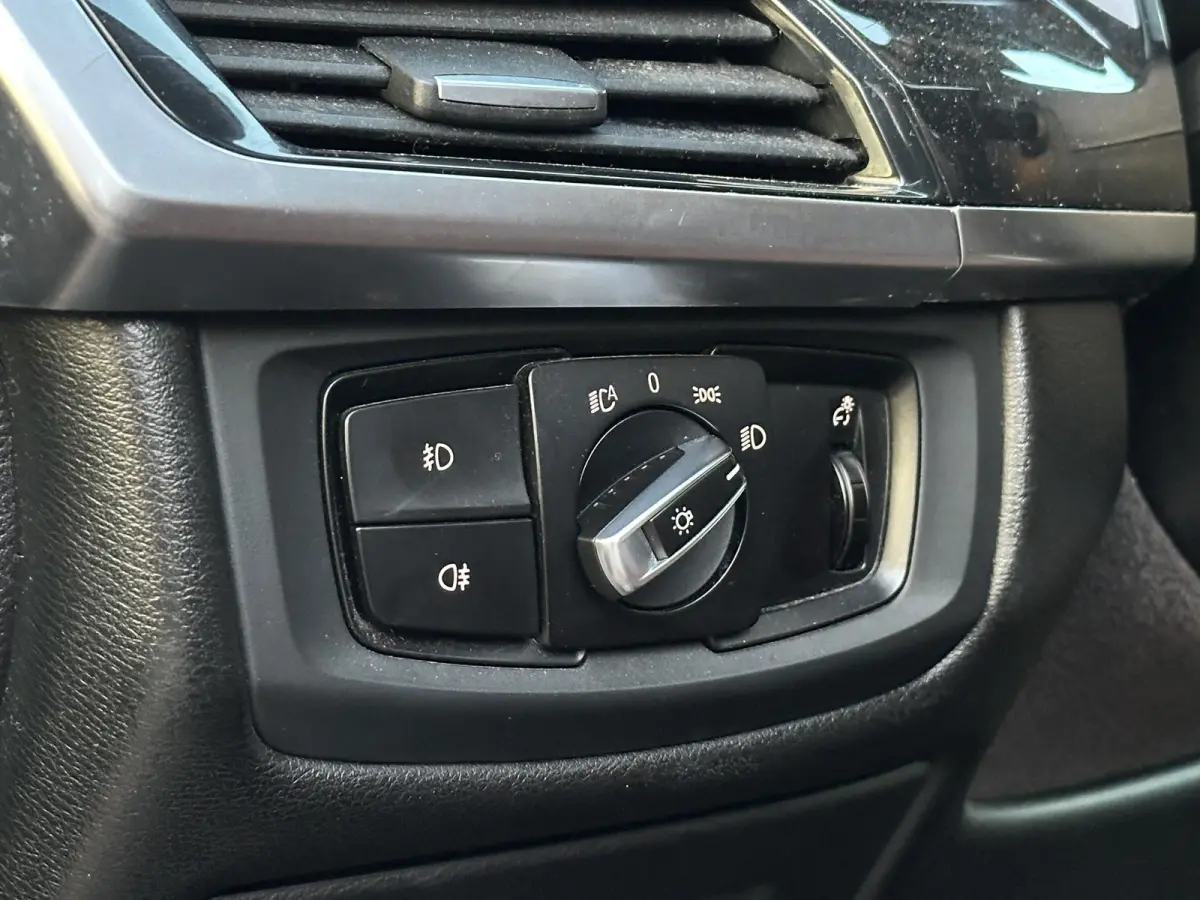 xDrive40e iPerformance High Executive Panoramadak Adaptive Cruise HeadUp Harman/Kardon Memory Leder