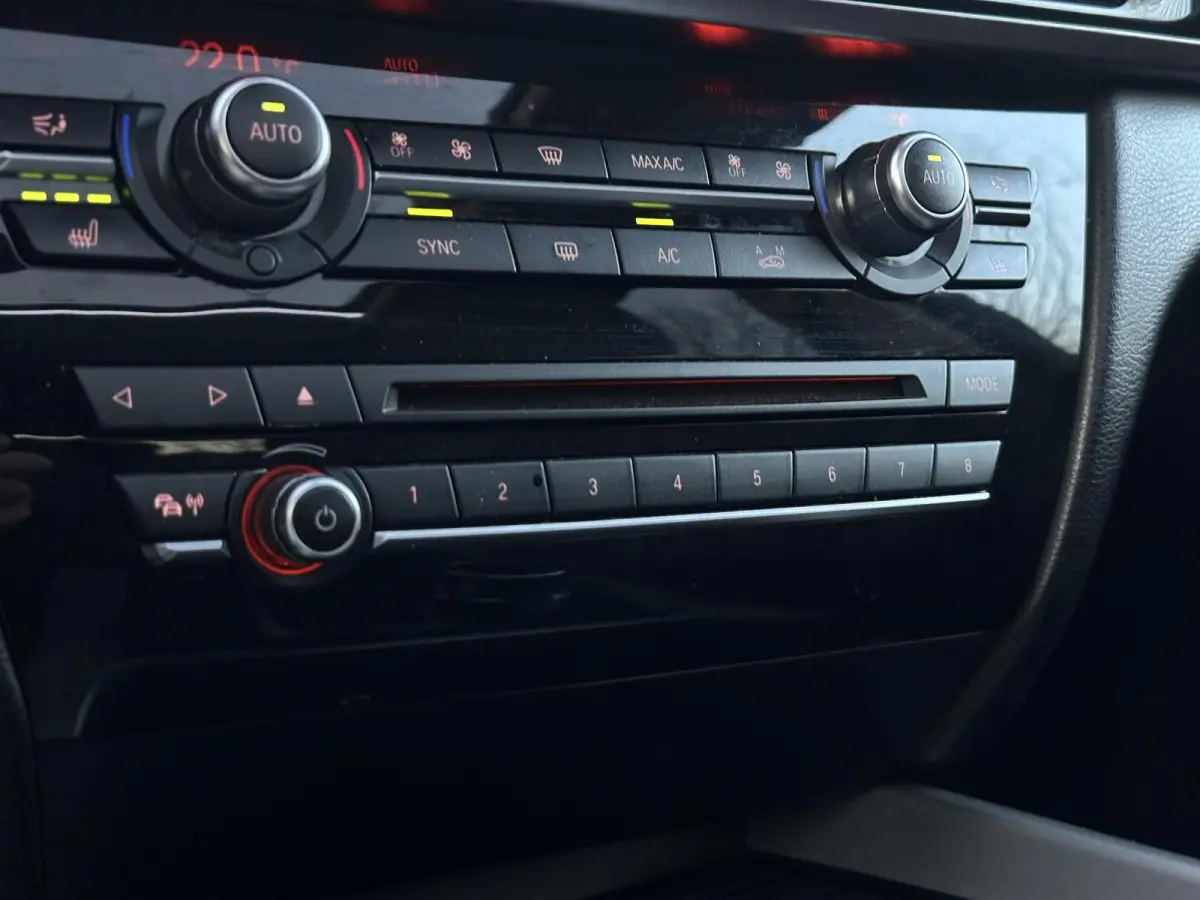 xDrive40e iPerformance High Executive Panoramadak Adaptive Cruise HeadUp Harman/Kardon Memory Leder
