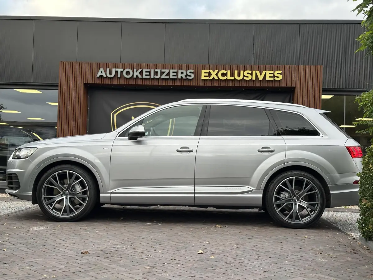 3.0 TFSI quattro Pro Line S 3x S Line Luchtvering Virtual Dash Cruise Clima Stoelverw. Leer/Alcantara BOSE 22''LM