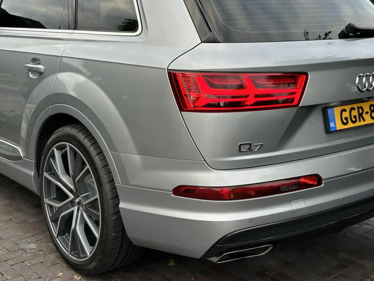 3.0 TFSI quattro Pro Line S 3x S Line Luchtvering Virtual Dash Cruise Clima Stoelverw. Leer/Alcantara BOSE 22''LM