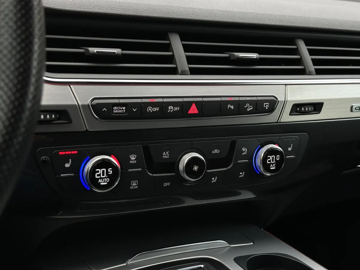 3.0 TFSI quattro Pro Line S 3x S Line Luchtvering Virtual Dash Cruise Clima Stoelverw. Leer/Alcantara BOSE 22''LM