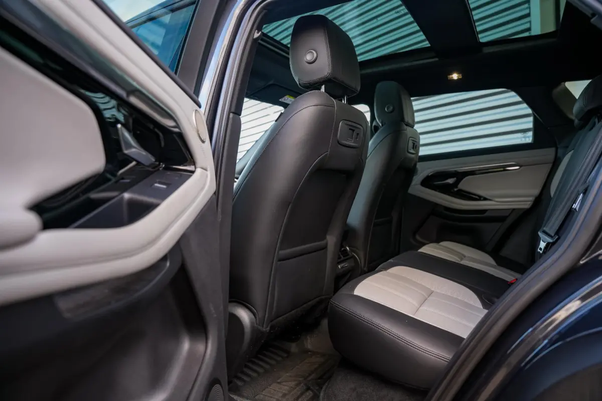 2.0 P300e AWD R-Dynamic Panoramadak HUD Stuurverw. Virtueel cockpit