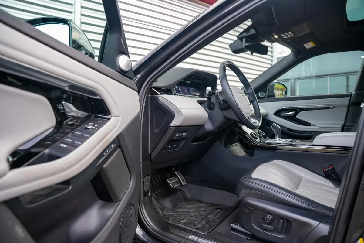2.0 P300e AWD R-Dynamic Panoramadak HUD Stuurverw. Virtueel cockpit