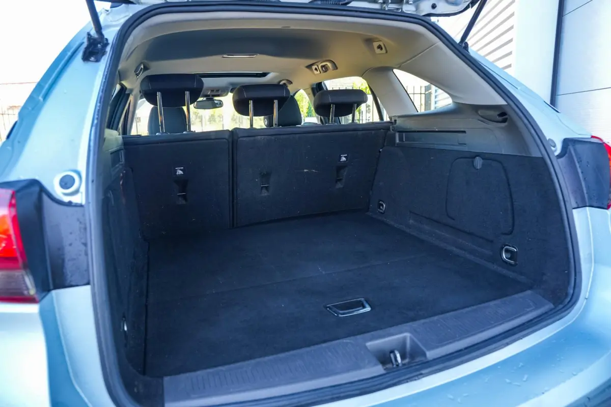 1.0 Edition Airco Schuif/kanteldak 17"L.M. Handgeschakeld