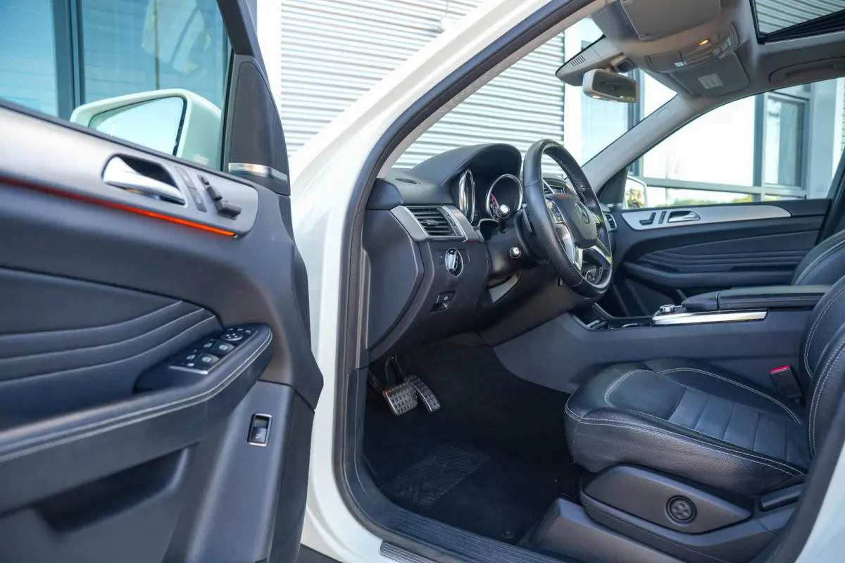 350 AMG Panoramadak Harman/Kardon Navi Diamond White