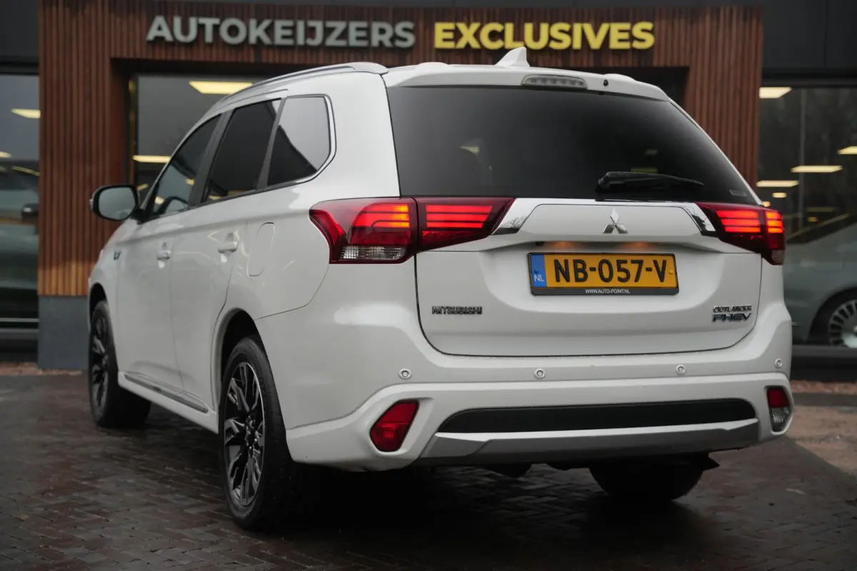 2.0 PHEV Premium Leer camera stoelverwarming