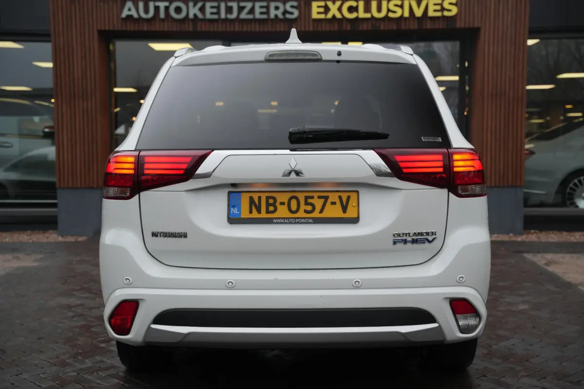 2.0 PHEV Premium Leer camera stoelverwarming