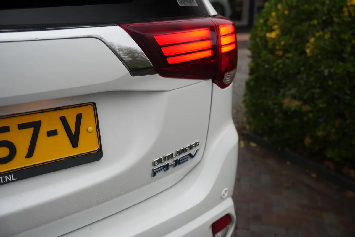 2.0 PHEV Premium Leer camera stoelverwarming