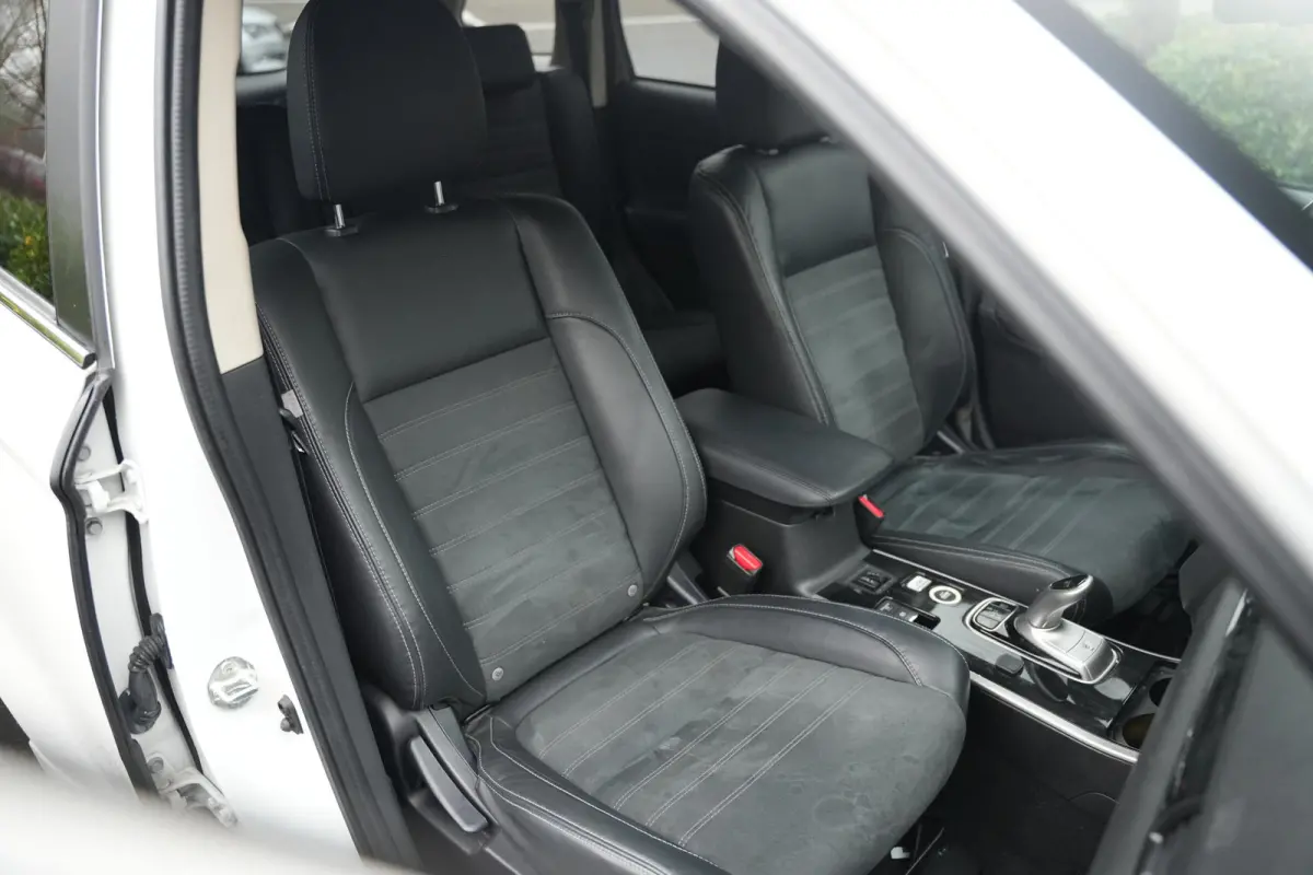 2.0 PHEV Premium Leer camera stoelverwarming