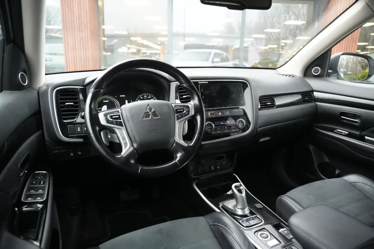 2.0 PHEV Premium Leer camera stoelverwarming