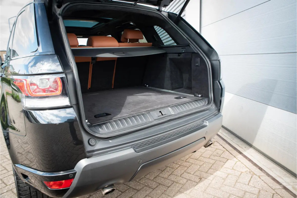 4.4 SDV8 Autobiography Panoramadak Camera Meridian Trekhaak Navi Clima 21"LM