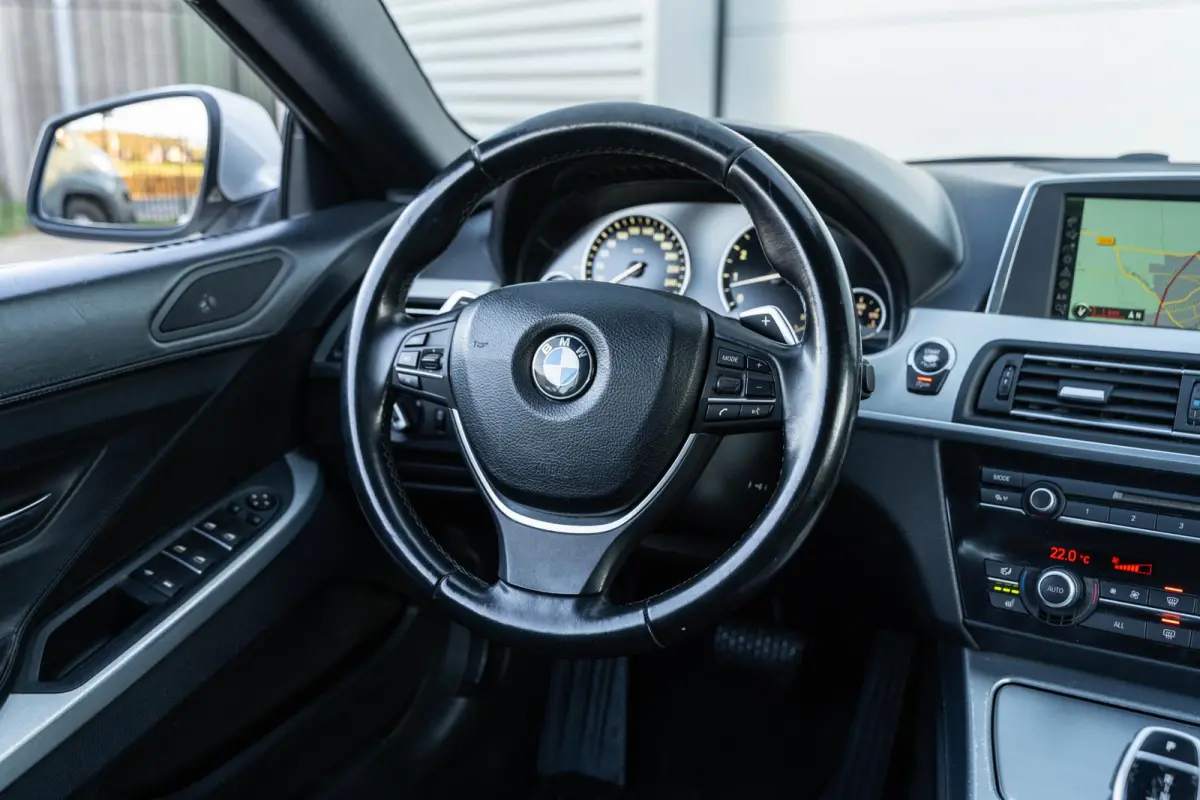 640i High Executive Leer Sportstoelen Navi
