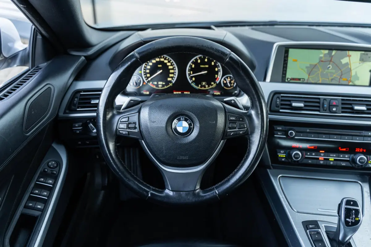 640i High Executive Leer Sportstoelen Navi