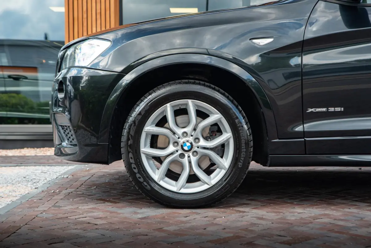 xDrive35i High Executive M pakket Panodak Leer Cruise Camera Clima Stoelverw.