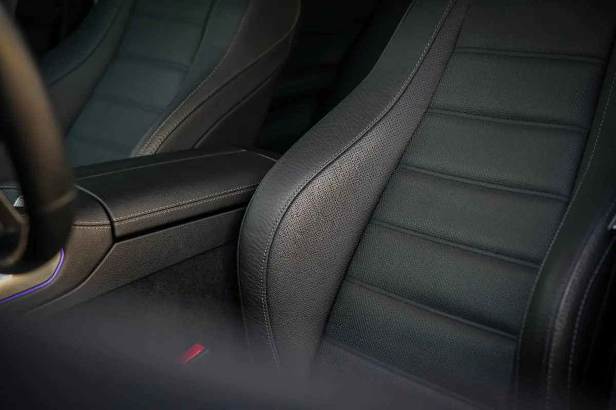 350 de 4MATIC Premium Plus Burmester Panodak Memory ACC Stoelventil. Trekhaak