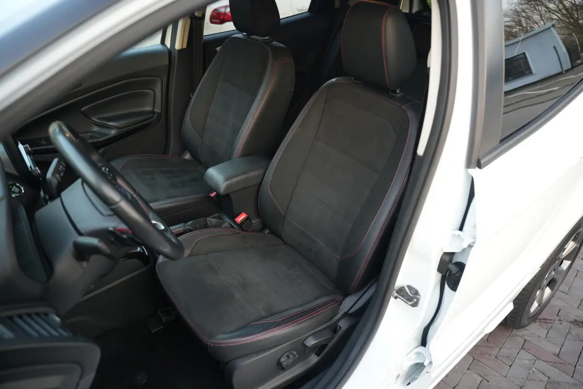 1.0 EcoBoost Titanium ST Line Stuurverw. Cruise Clima Navigatie