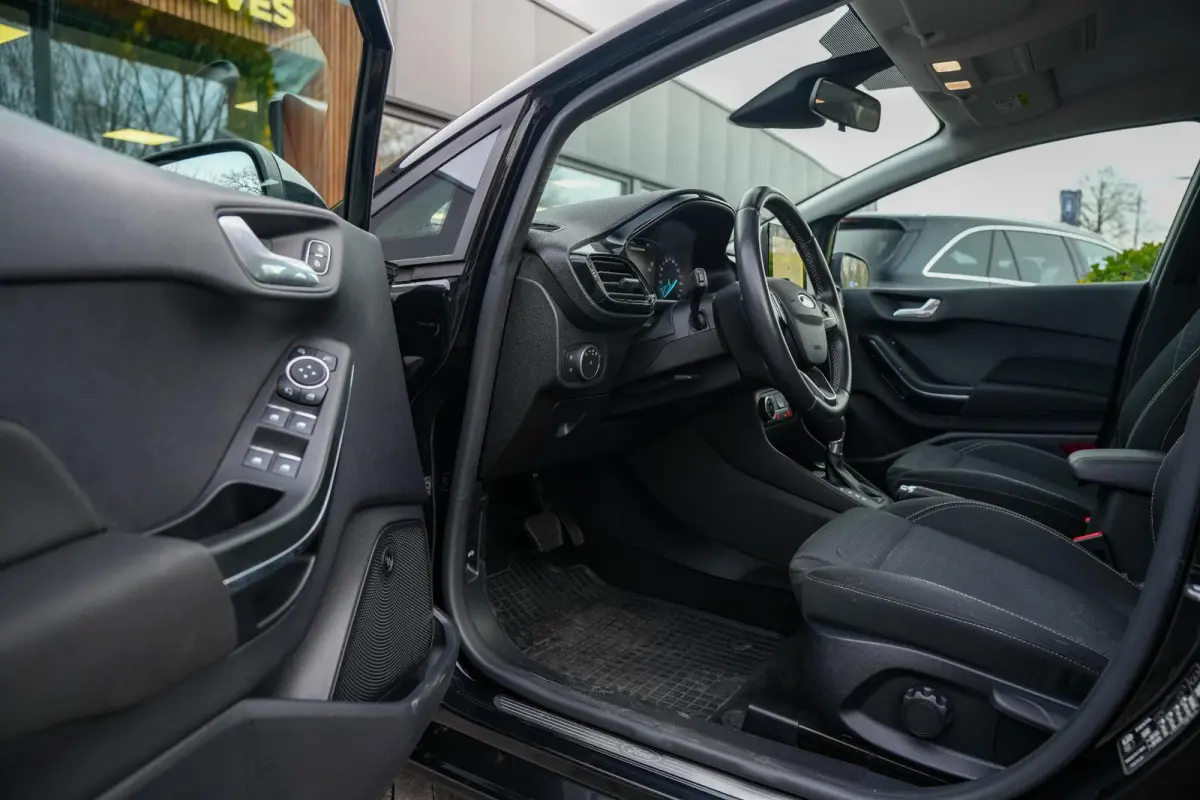 1.0 EcoBoost Titanium Automaat B&O LED Stoel Stuurverw. Camera Navigatie DAB+