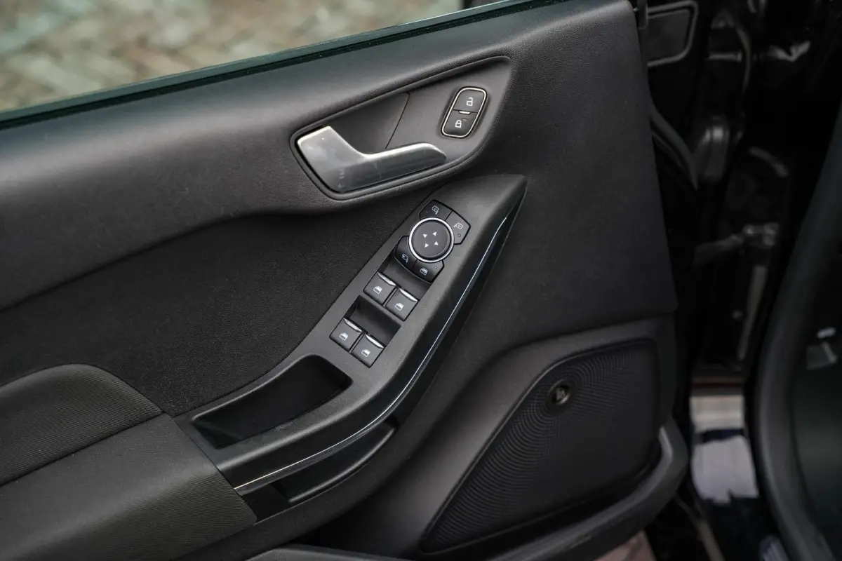 1.0 EcoBoost Titanium Automaat B&O LED Stoel Stuurverw. Camera Navigatie DAB+