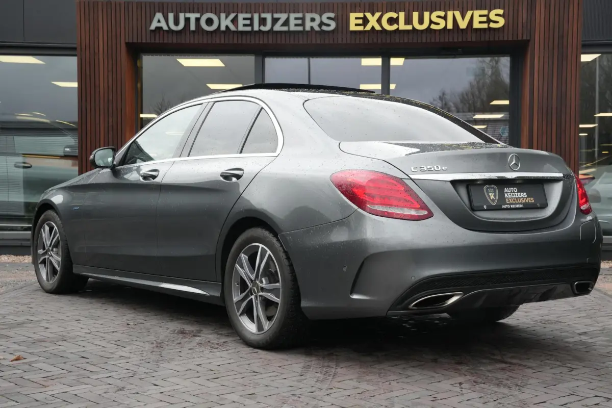 350 e AMG Luchtvering Panoramadak Cruise Stoelverw. Leer