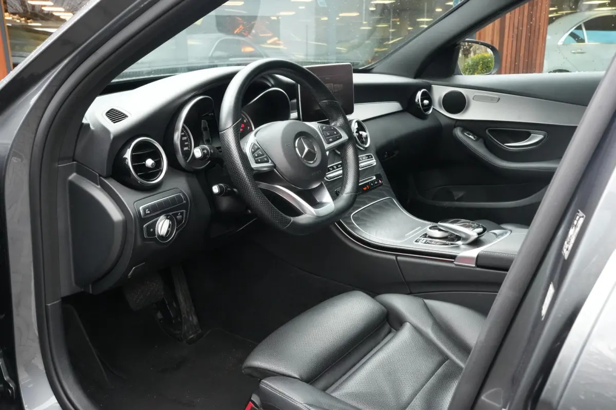 350 e AMG Luchtvering Panoramadak Cruise Stoelverw. Leer