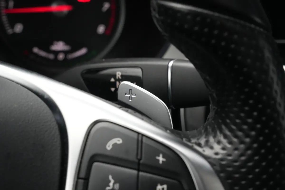 350 e AMG Luchtvering Panoramadak Cruise Stoelverw. Leer
